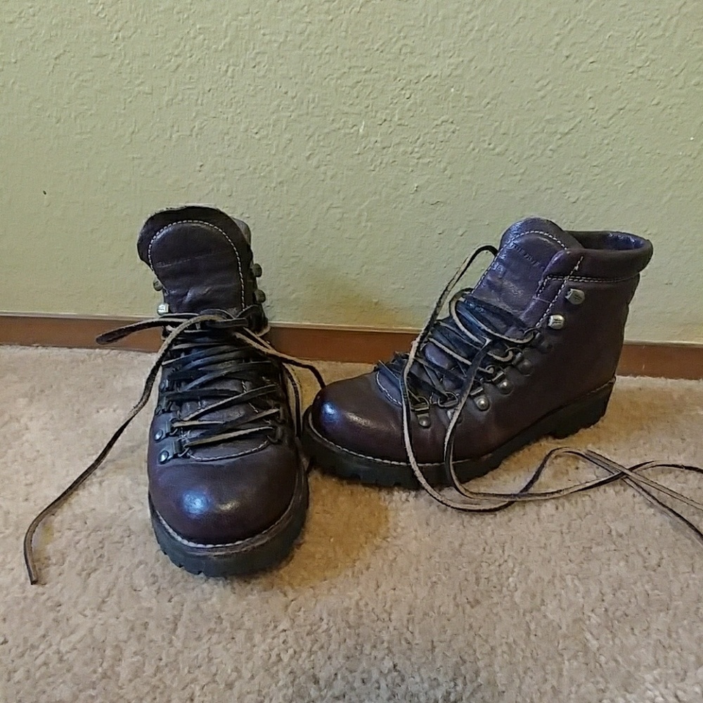 Frye leather purple boots